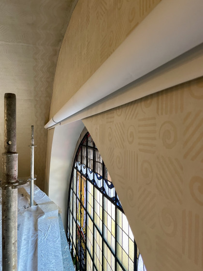 Rolloanlage in Kirche 